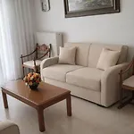 ευρύχωρο 60τμ στο κέντρο, ήσυχη διαμονή *
