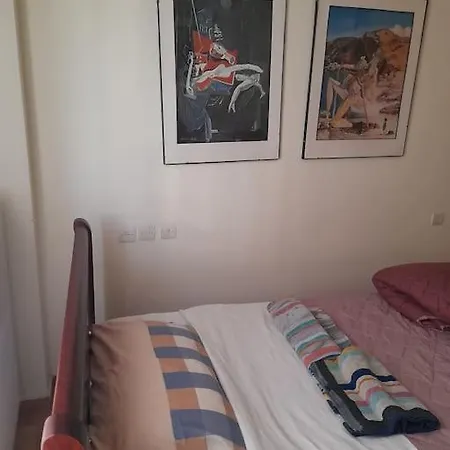 ευρύχωρο 60τμ στο κέντρο, ήσυχη διαμονή *