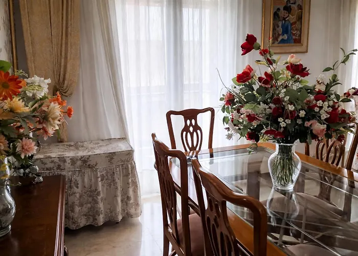 ευρύχωρο 60τμ στο κέντρο, ήσυχη διαμονή דירה *