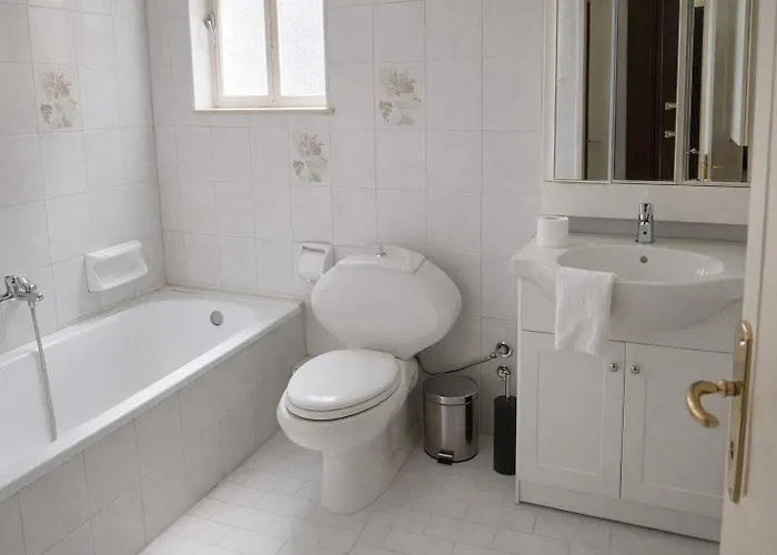 ευρύχωρο 60τμ στο κέντρο, ήσυχη διαμονή לריסה