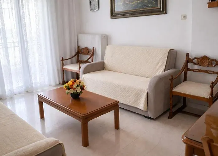 ευρύχωρο 60τμ στο κέντρο, ήσυχη διαμονή דירה